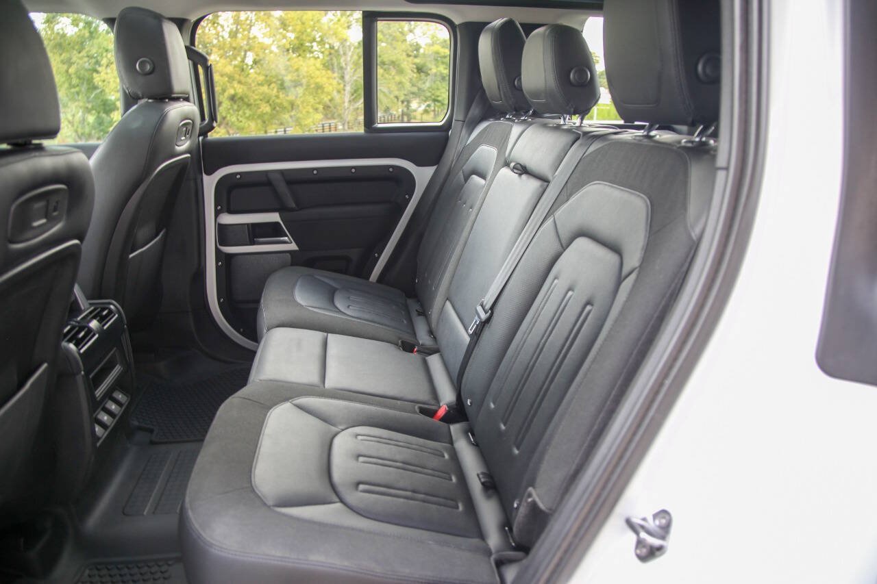 Used 2020 Land Rover Defender 110 SE AWD/4WD image 54