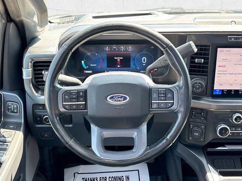 Used 2023 Ford F250 Lariat w/ Lariat Ultimate Package AWD/4WD image 25