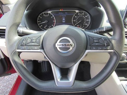 Used 2021 Nissan Altima 2.5 SV image 25