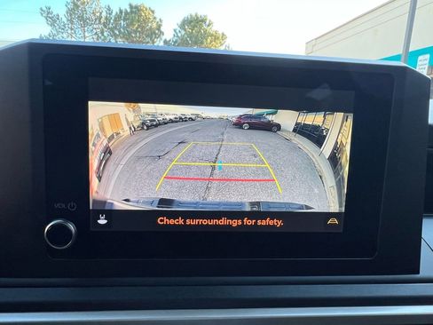 Used 2024 Toyota Tacoma SR image 22