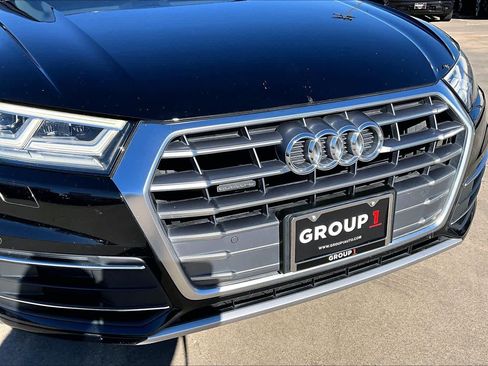 Used 2020 Audi Q5 Premium Plus image 30