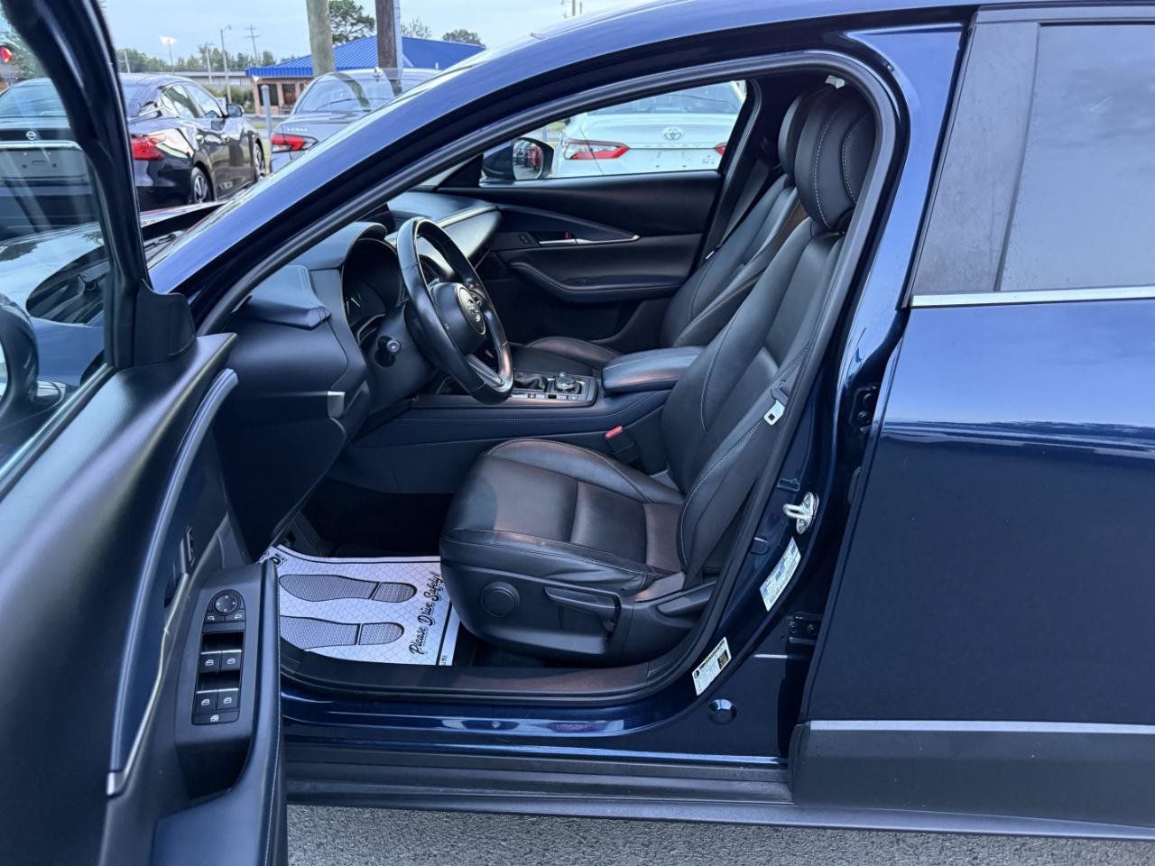 Used 2020 MAZDA CX-30 AWD w/ Select Package image 9