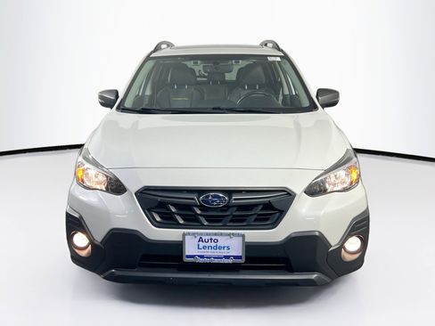 Used 2022 Subaru Crosstrek 2.5i Sport w/ Moonroof Package image 2
