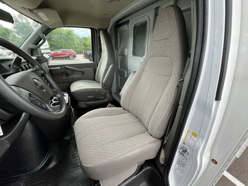 New 2025 GMC Savana 3500 w/ Power Convenience Package image 17