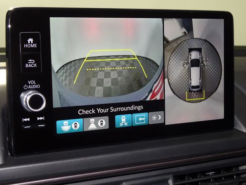 New 2025 Honda Pilot TrailSport image 30