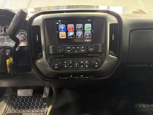 Used 2018 Chevrolet Silverado 1500 LT w/ Texas Edition RWD image 14