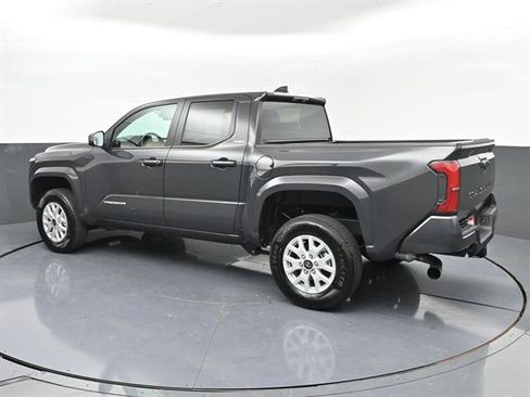 Certified 2026 Toyota Tacoma SR5 RWD image 27