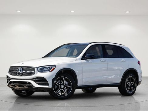 Certified 2022 Mercedes-Benz GLC 300 4MATIC image 2