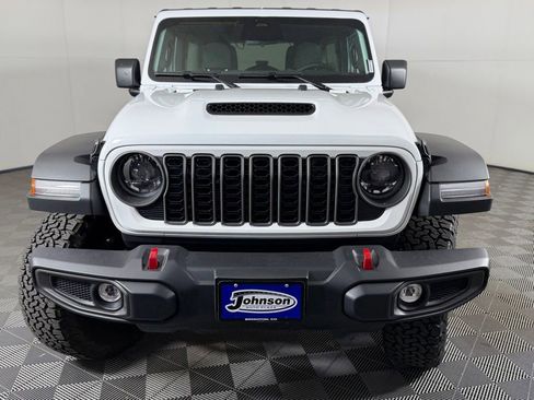 Used 2026 Jeep Wrangler Unlimited Rubicon AWD/4WD image 2