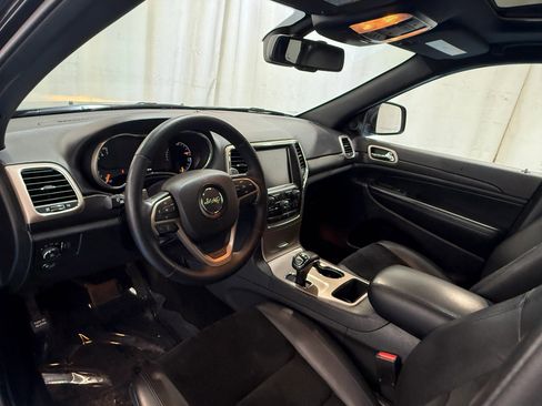 Used 2015 Jeep Grand Cherokee Altitude AWD/4WD image 18