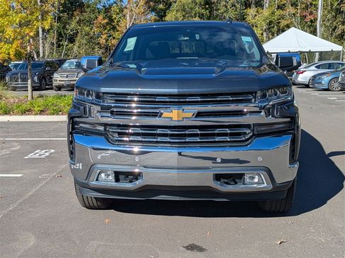 Used 2020 Chevrolet Silverado 1500 LTZ w/ LTZ Premium Package image 9