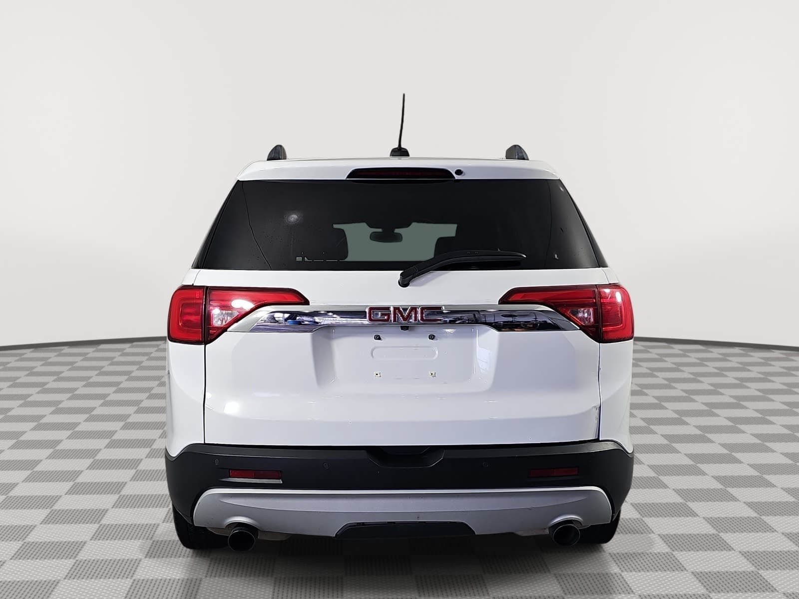 Used 2019 GMC Acadia SLT w/ LPO, Cargo Package FWD image 7