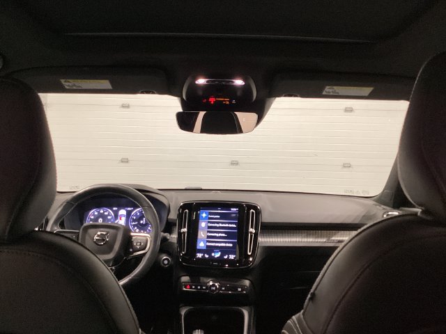 Used 2021 Volvo XC40 T5 R-Design w/ Climate Package AWD/4WD image 21