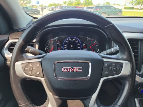 Used 2021 GMC Acadia SLT w/ Technology Package FWD image 26