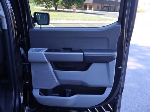 Used 2021 Ford F150 XLT AWD/4WD image 25