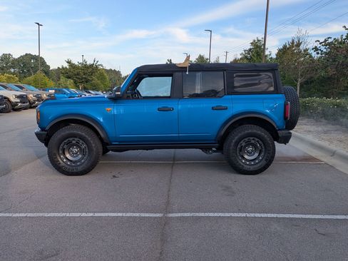 Certified 2025 Ford Bronco Badlands AWD/4WD image 7