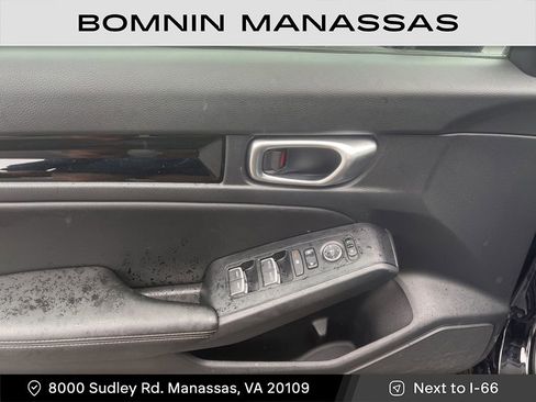 Used 2024 Honda Civic EX-L image 9