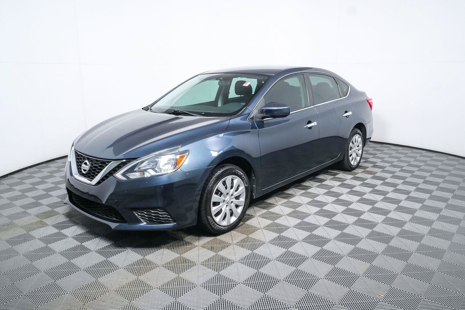 Used 2017 Nissan Sentra SV FWD image 27