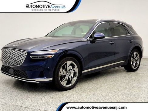 Used 2025 Genesis Electrified GV70 w/ Prestige Package AWD/4WD image 1