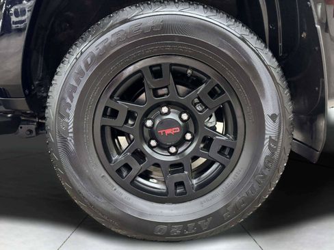 Used 2019 Toyota 4Runner TRD Off-Road Premium AWD/4WD image 64