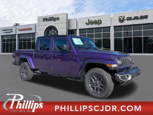 New 2026 Jeep Gladiator Sport image 1