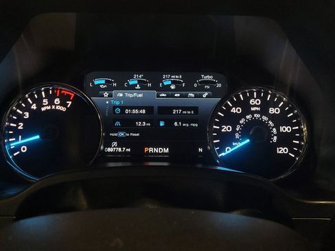 Used 2017 Ford F150 XLT w/ Equipment Group 302A Luxury AWD/4WD image 25