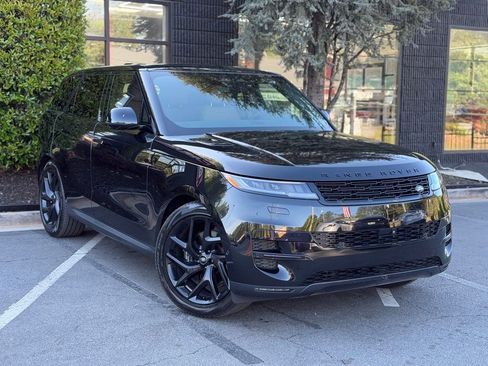 Used 2024 Land Rover Range Rover Sport SE image 7