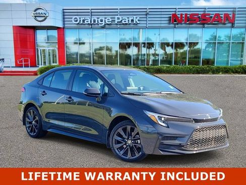 Used 2026 Toyota Corolla SE FWD image 1