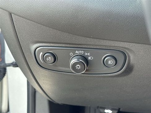 Certified 2021 Chevrolet Equinox LT FWD image 17