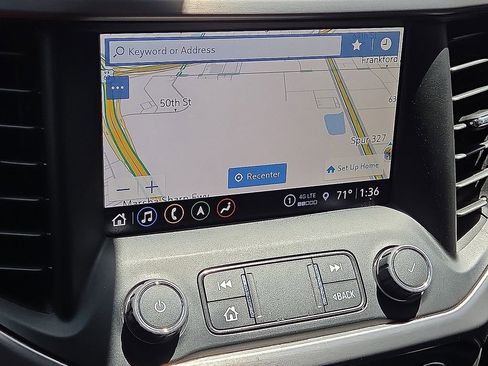 Used 2023 GMC Acadia AT4 w/ Technology Package AWD/4WD image 26