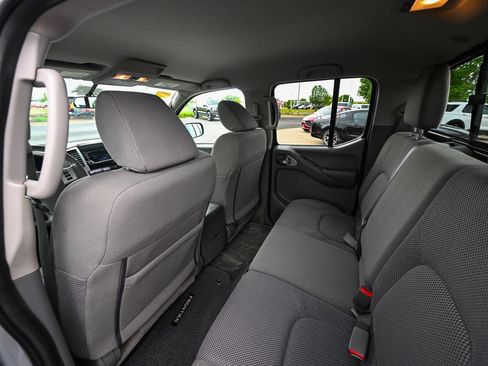 Used 2018 Nissan Frontier SV AWD/4WD image 21