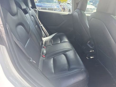 Used 2018 Tesla Model 3 Long Range AWD/4WD image 18