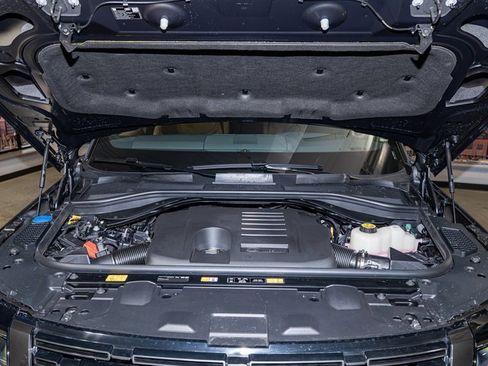 New 2026 Land Rover Range Rover SE image 5