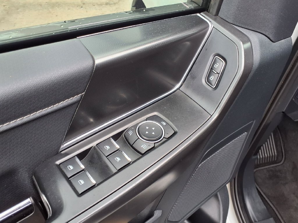 Used 2024 Ford F150 XLT w/ XLT Black Appearance Package RWD image 24