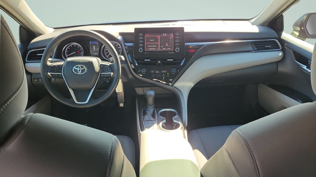Used 2024 Toyota Camry LE FWD image 10