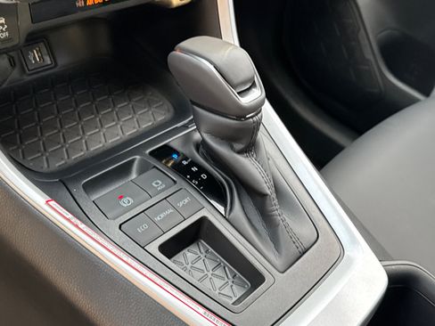 New 2025 Toyota RAV4 XLE Premium image 27