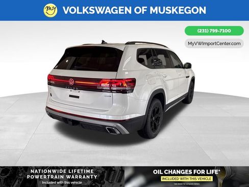 New 2026 Volkswagen Atlas Peak Edition AWD/4WD image 7