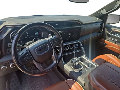 Used 2024 GMC Sierra 1500 Denali Ultimate AWD/4WD image 10