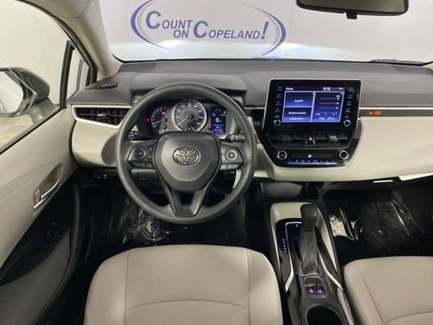 Certified 2020 Toyota Corolla LE w/ Carpet Mat Package (TMS) FWD image 17