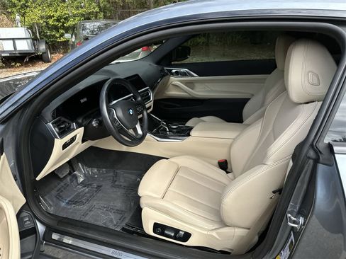 Used 2022 BMW 430i Coupe w/ Convenience Package image 2