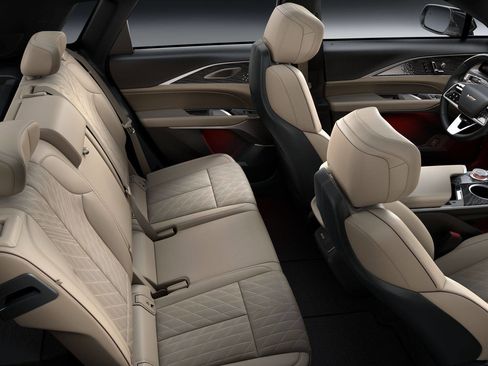 New 2026 Cadillac Lyriq V AWD/4WD image 35