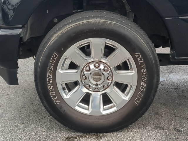Used 2020 Ford F250 Platinum w/ FX4 Off-Road Package AWD/4WD image 11