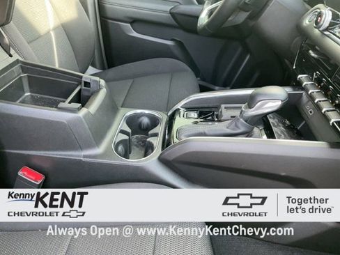 Used 2024 GMC Canyon Elevation w/ Convenience Package image 18