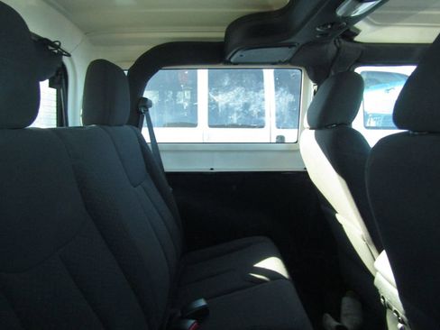 Used 2015 Jeep Wrangler Sport w/ Quick Order Package 24S image 12