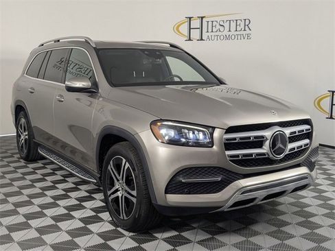 Used 2022 Mercedes-Benz GLS 450 4MATIC image 2
