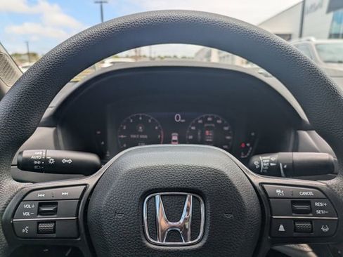Used 2024 Honda Accord EX image 27