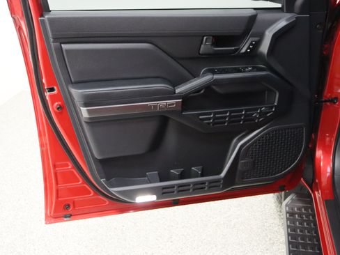 Certified 2025 Toyota 4Runner TRD Off-Road Premium w/ Tow Technology Package AWD/4WD image 12