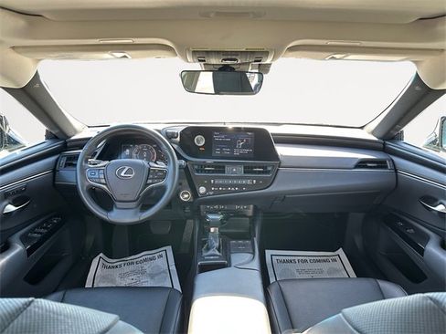 Used 2022 Lexus ES 350 w/ Premium Package image 10