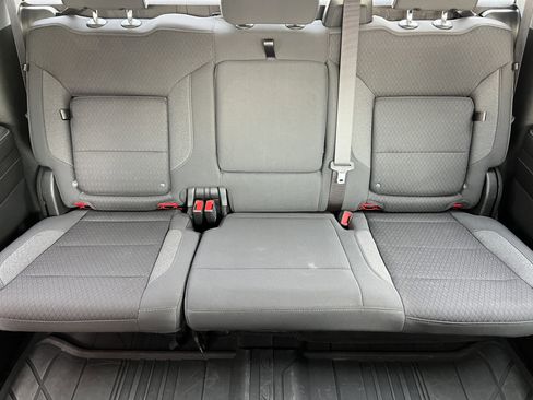 Used 2023 Chevrolet Silverado 1500 LT image 15