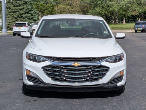 Used 2024 Chevrolet Malibu LT FWD image 2